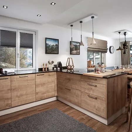 Schmitten 102 By Alp Lux - Opposite Lift