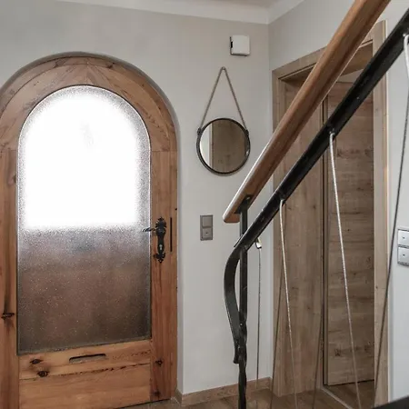 Schmitten 102 By Alp Lux - Opposite Lift Chalet *